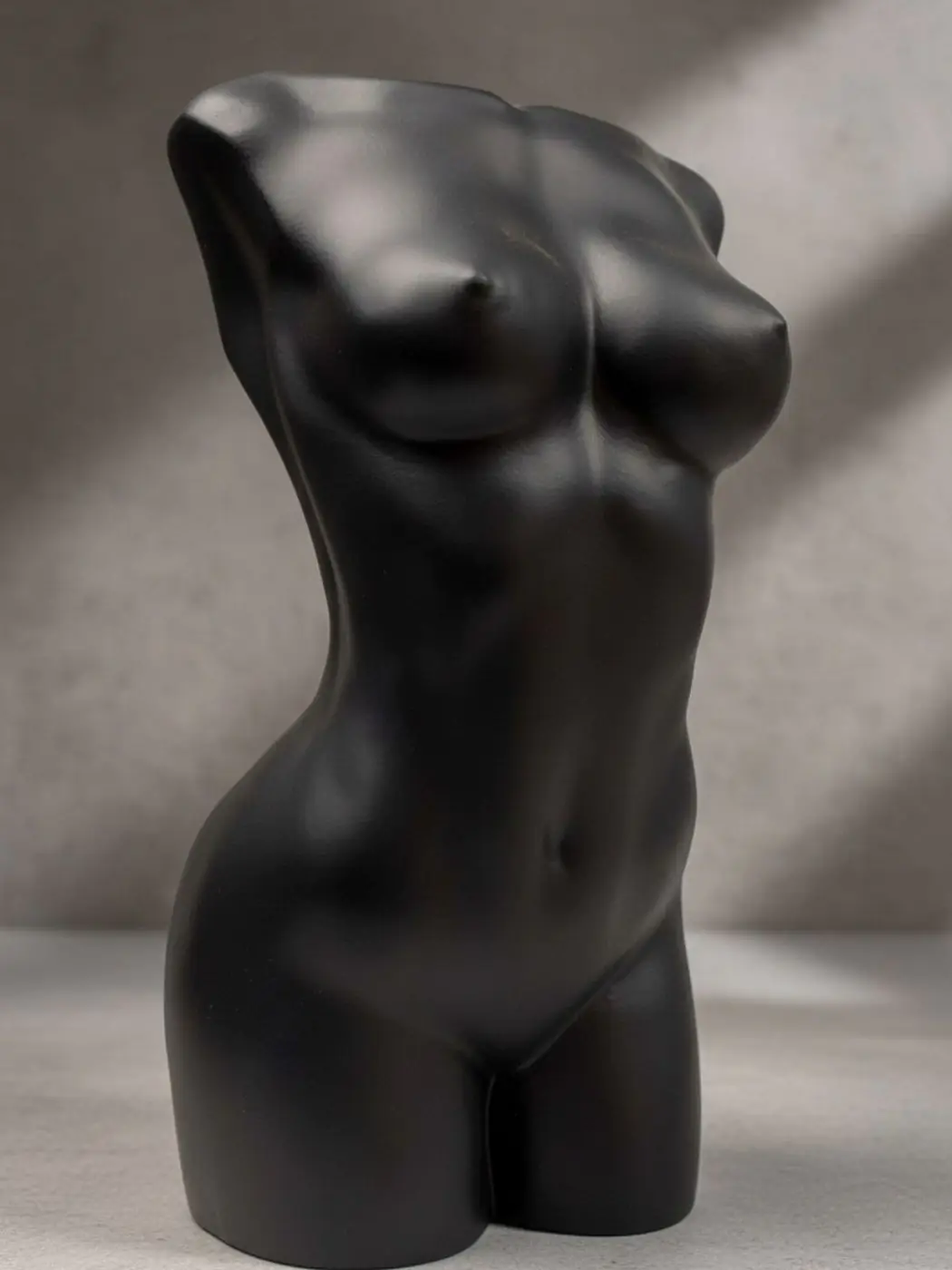 Dekoratyvinė vaza "Lilit" Dekoratyvinė vaza "Lilit"