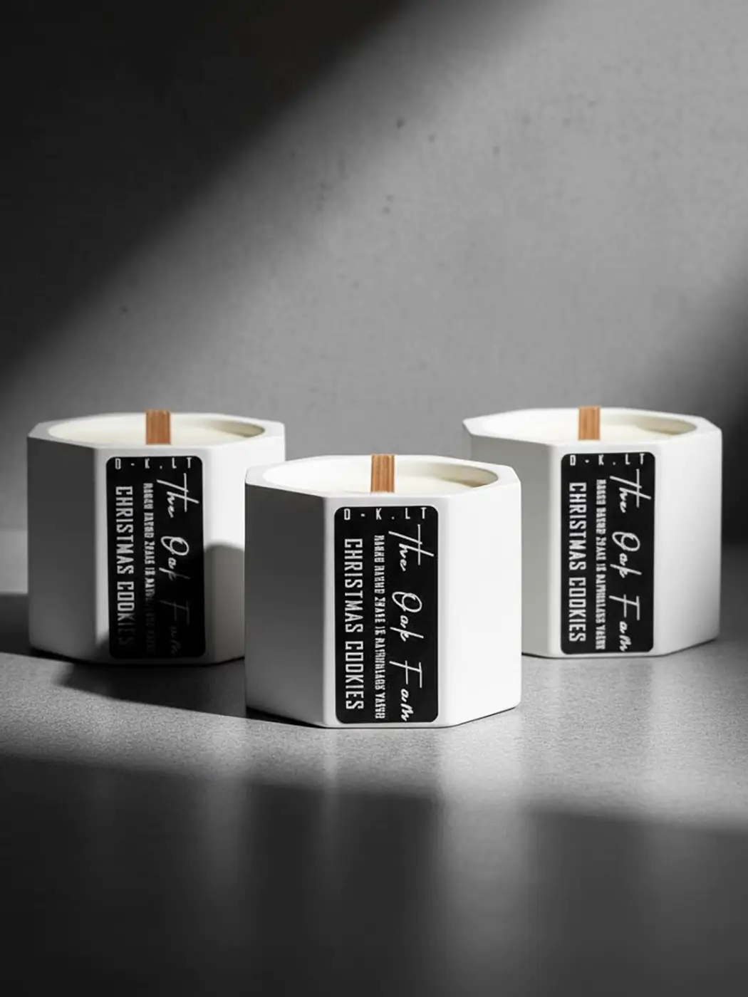 Natūralaus vaško aromatinė žvakė baltame gipsiniame indelyje (45g) Natūralaus vaško aromatinė žvakė baltame gipsiniame indelyje (45g)