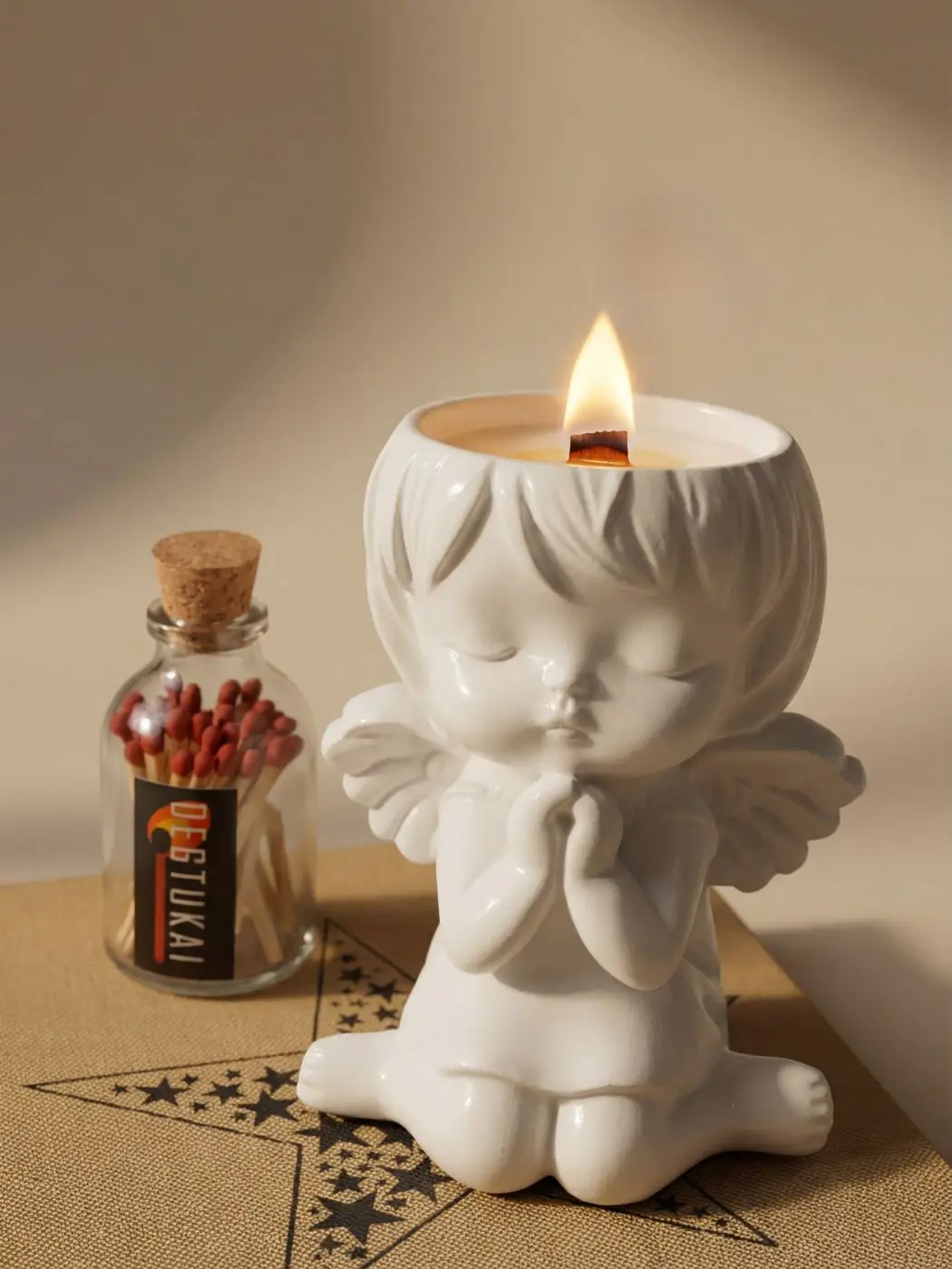 Kvapnioji žvakė „Angeliukas maldoje“, gipsinė figūrėlė (50g) Kvapnioji žvakė „Angeliukas maldoje“, gipsinė figūrėlė (50g)