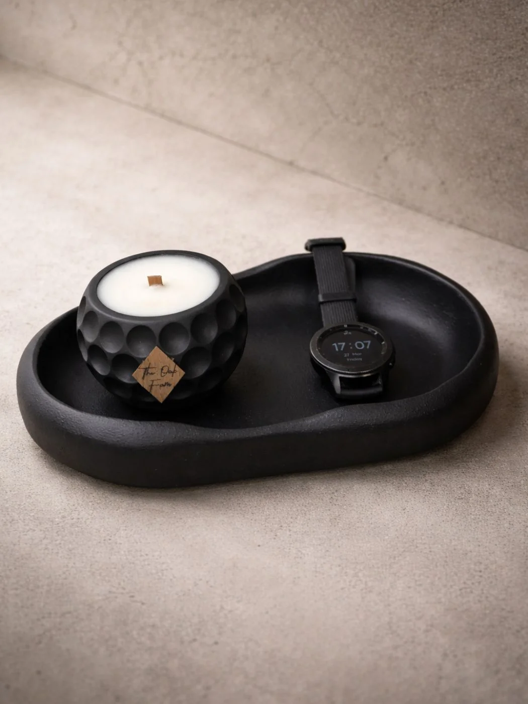 Gipsinis padėkllas „Juoda Banga” Gipsinis padėkllas „Juoda Banga”